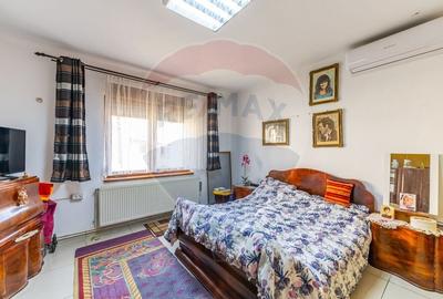 Teren 760mp + casa cu vad comercial de vanzare Zona Centrala ,Arad