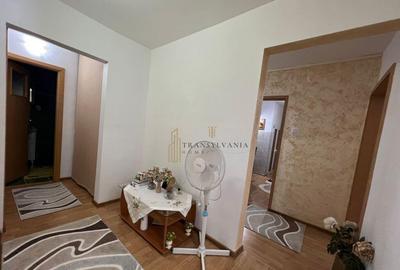Apartament 4 camere, decomandat, foarte ingrijit - 12