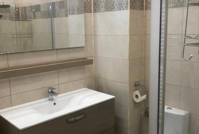 Închiriez apartament 3 camere - 3