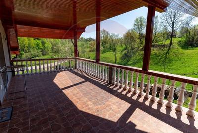 Casă individuală cu 6 camere cu Garaj în Bucureșci - 4