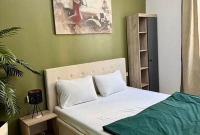 Apartament cu 2 camere semidecomandat în Cetății