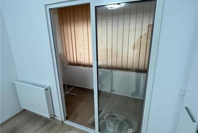 Apartament cu 3 camere decomandat, mobilat în Nicolina - 4