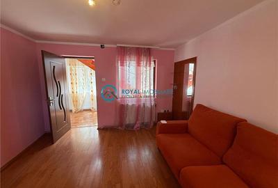 Casă cu 4 camere cu Teren 432 Mp în Ploieștiori - 2