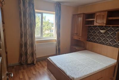 Apartament cu 2 camere semidecomandat, mobilat în Central - 2