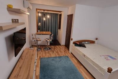 Garsonieră decomandată în Titan - 1