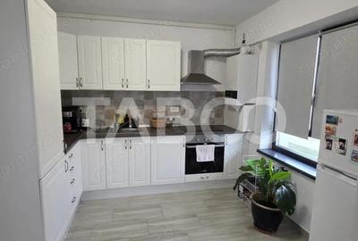 Apartament cu 2 camere la parter de vanzare in Sebes zona Motel Dacia - 11