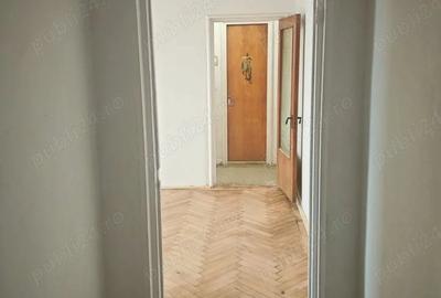Apartament cu 4 camere semidecomandat în Micro 8 - 4