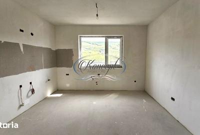 Casă cu 5 camere cu Teren 1000 Mp în Baciu - 2