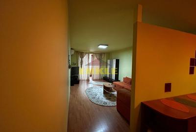 Apartament cu 3 camere decomandat în Central - 1