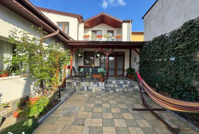 Casă cu Teren 200 Mp în Rahova - 2