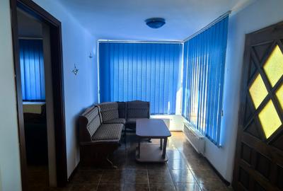 Casa Breaza , situata in zona de deal ,in mijlocul naturii ,spectacol de lumini - 12