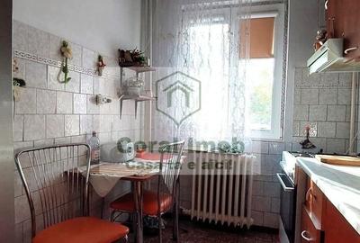Apartament cu 3 camere semidecomandat, mobilat în Colentina - 11