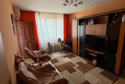 METROU TITAN, 2 cam, decomandat, et. 5/8, mob/util,bloc reabilitat - 1