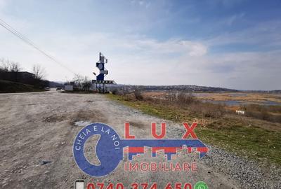 Teren de 5300 mp, în Peco - 2