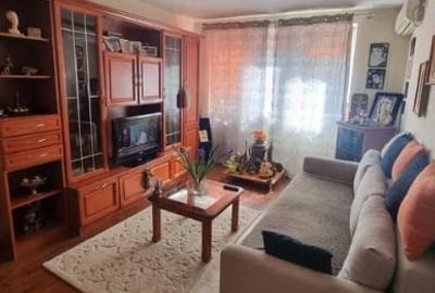 Iancului Vatra Luminoasa P-a Muncii,bl.reabilitat,două debarale,AC,mobilat.