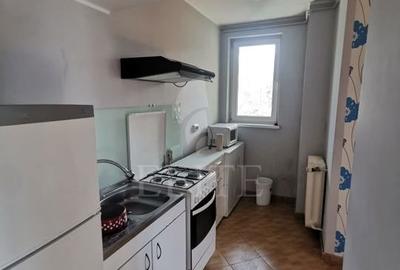 Apartament cu 3 camere decomandat în Plopilor - 8