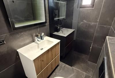 Casă cu 4 camere în Central - 3