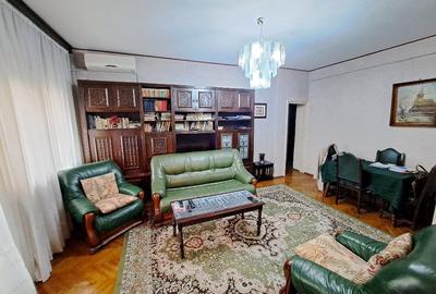 Magheru, 3 camere de vanzare, 7/10, centrala proprie, 82 mp. Ideal investitie! - 2