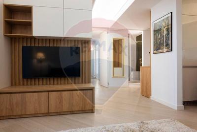 Apartament cu 3 camere decomandat, mobilat în Pipera