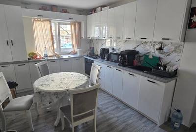Apartament cu 2 camere în Rovinari - 3