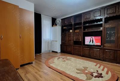 Garsoniera Titan - Metrou - Mega Image Liviu Rebreanu - 1