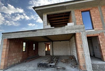 Casă cu 4 camere cu Teren 500 Mp în Budești - 4