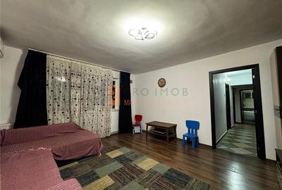 Apartament 3 camere cf 1 semidecomandat zona Micro 3 - 2