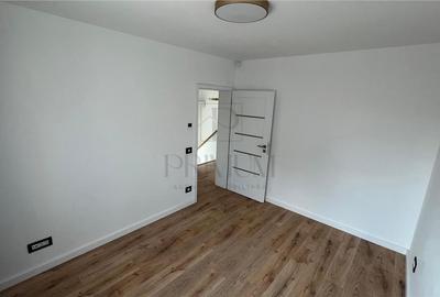 Duplex cu 5 camere cu Canalizare în Moșnița Nouă - 13