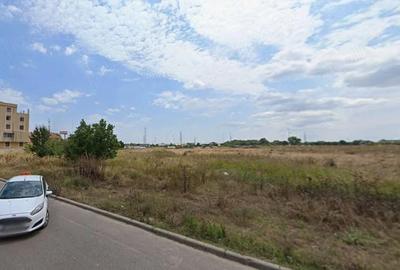 Teren de 5543 mp, în Km 5