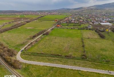Teren de 2880 mp, în Central