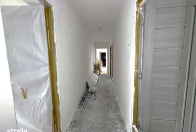 Apartament cu 4 camere decomandat în Micro 14 - 4