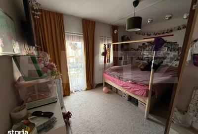 Casă cu 4 camere cu Teren 200 Mp în IAR - 3
