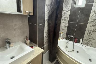 Apartament cu 3 camere decomandat în Central - 3
