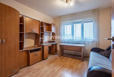 Apartament cu 3 camere decomandat în Central - 1