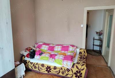 Apartament cu 2 camere decomandat în Lipovei - 2