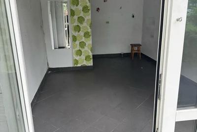 Spațiu comercial, de 16 mp, în Republicii - 4