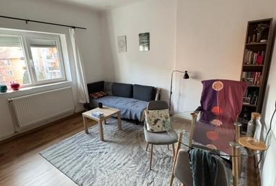 Apartament cu 2 camere semidecomandat, mobilat în Iris