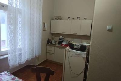 Casă cu 3 camere cu Teren 500 Mp în Central - 8