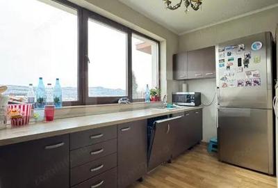 Apartament cu 5 camere în Florești - 2