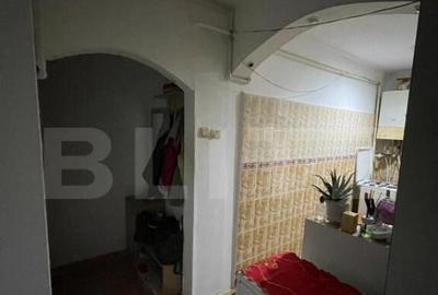 Apartament 2 camere, zona 9 Mai - 4