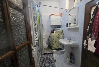 Duplex cu 3 camere cu Canalizare în Central - 11