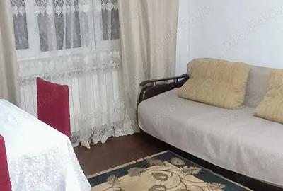 Inchiriez apartament 2 camere - 4