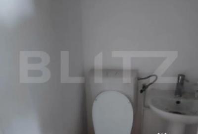 Spațiu comercial, de 36 mp, în Central - 3