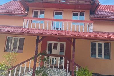 Casă cu 4 camere în Mărișel - 3