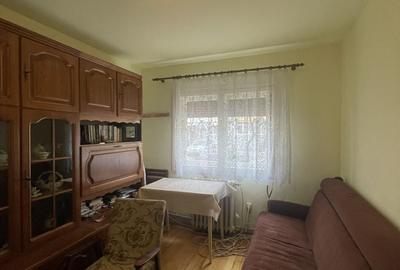 Apartament cu 4 camere în Cetate - 1