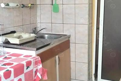 Apartament cu 2 camere decomandat în Micro 20 - 4