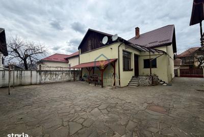 Casă cu 3 camere cu Teren 328 Mp în Central - 2