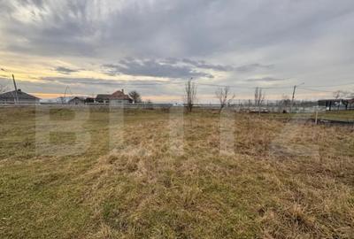 Teren de 2800 mp, în Central - 3