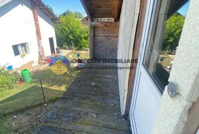 Casă cu 2 camere cu Teren 1240 Mp în Girov - 10