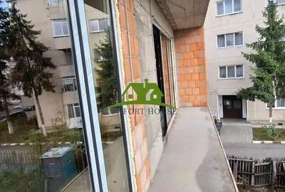 Apartament cu 3 camere decomandat în Traian - 18